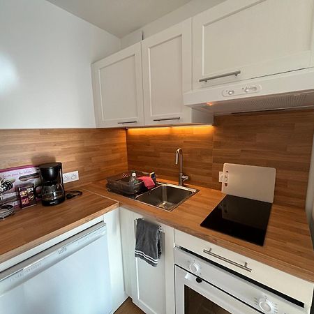Location D'Un Superbe Appartement Avec Piscine Roquebrune-sur-Argens Eksteriør bilde