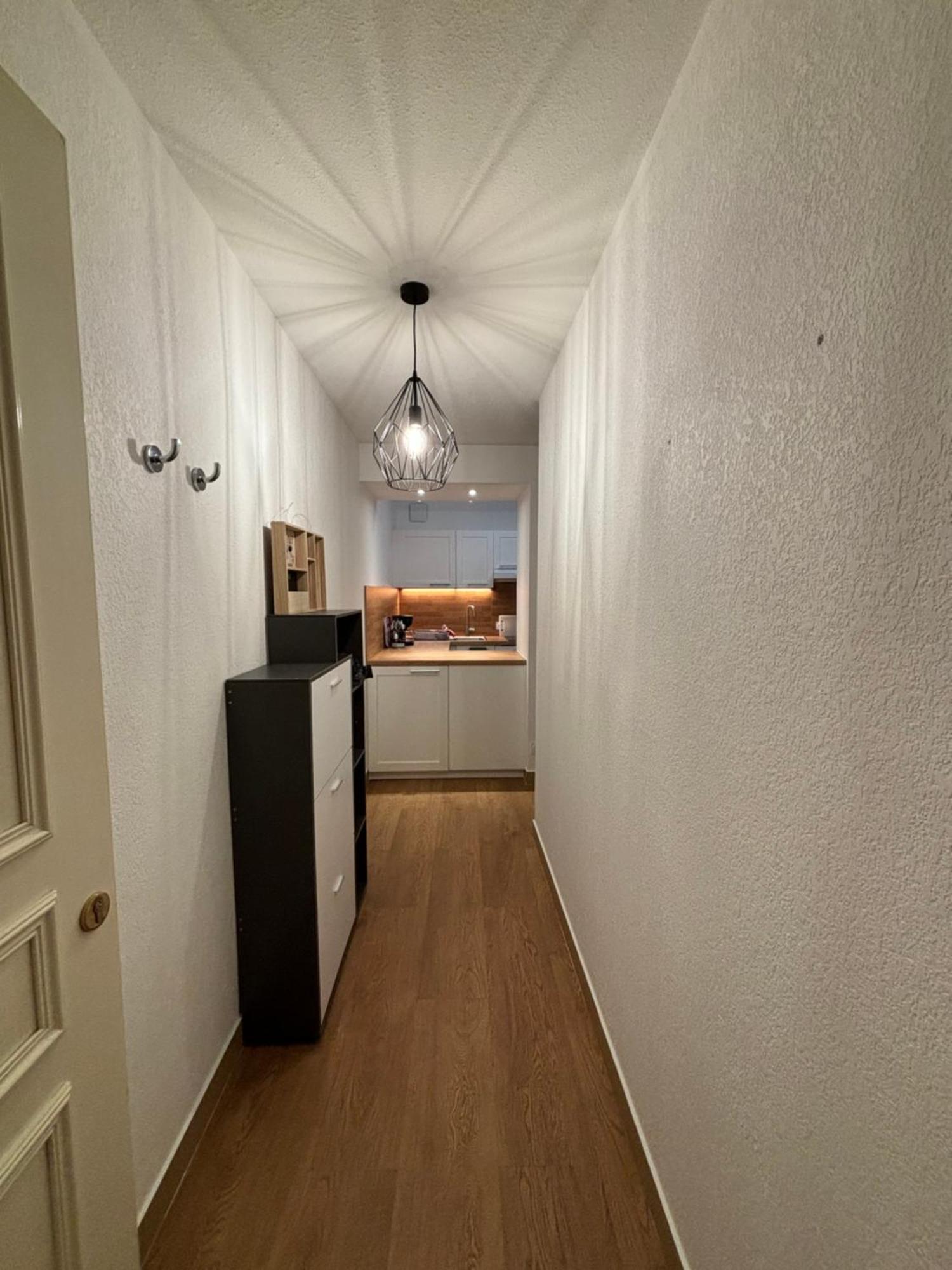Location D'Un Superbe Appartement Avec Piscine Roquebrune-sur-Argens Eksteriør bilde