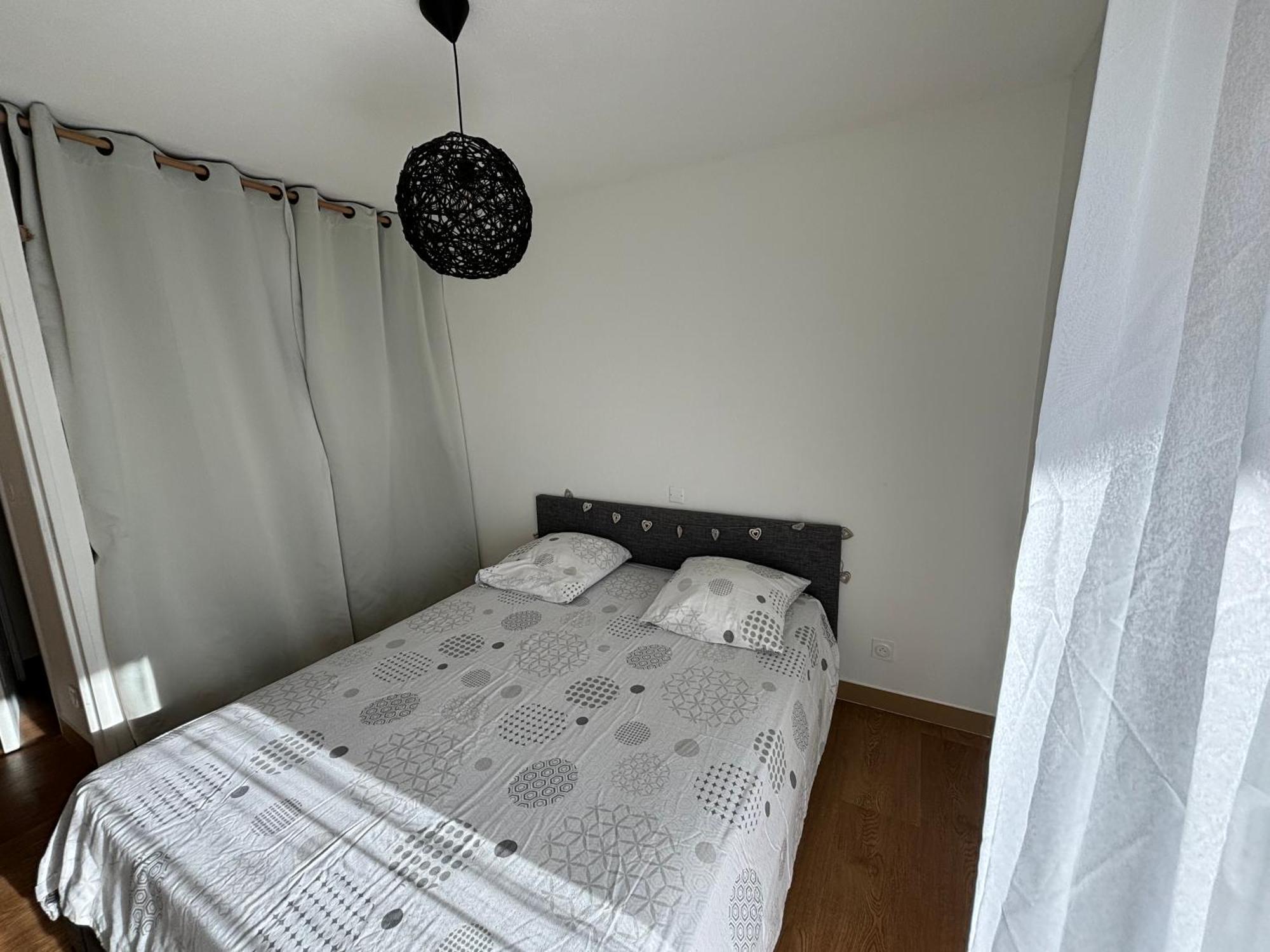 Location D'Un Superbe Appartement Avec Piscine Roquebrune-sur-Argens Eksteriør bilde